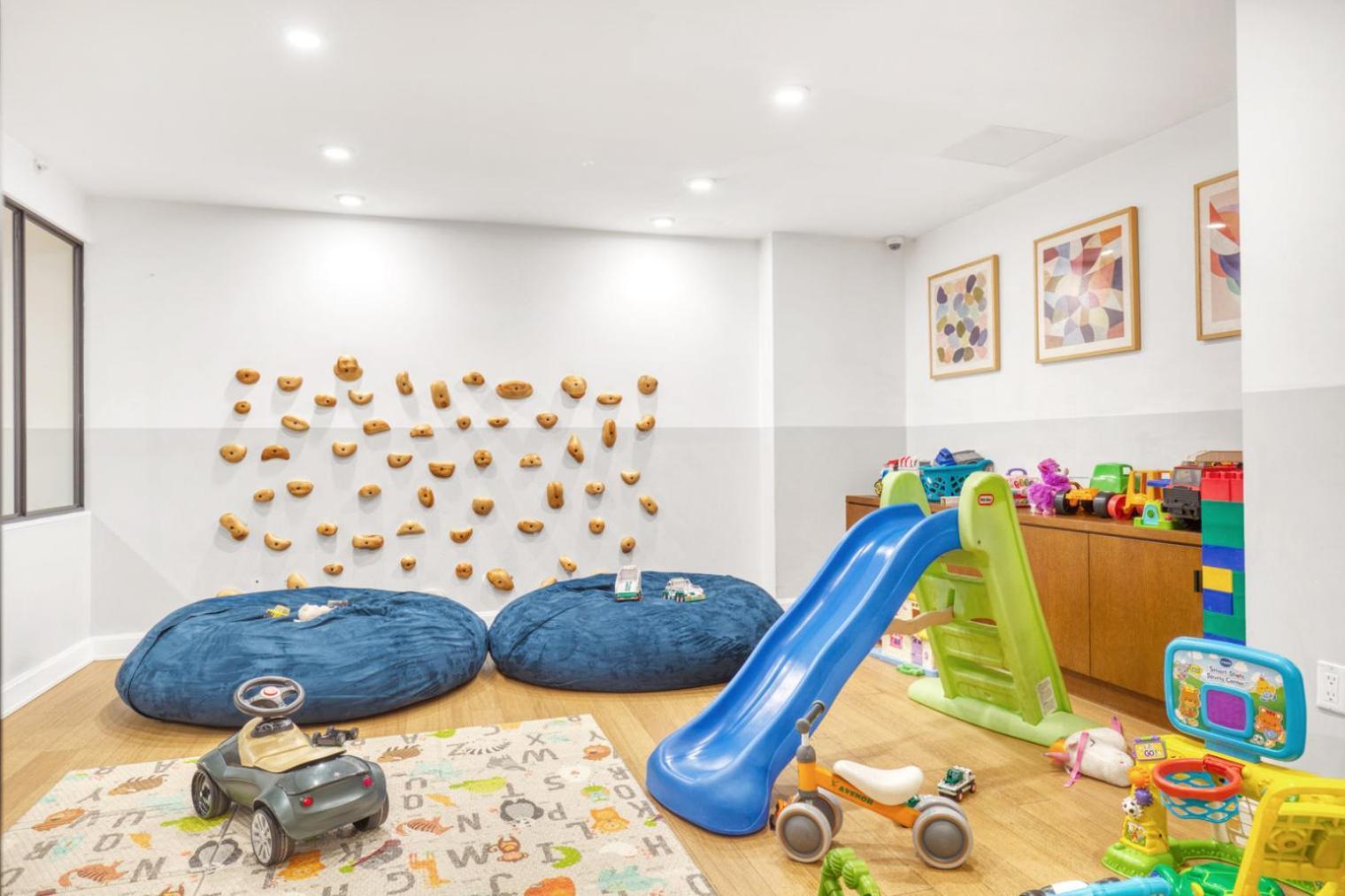 Midtown E 2br W Elevator Doorman Gym Nr Un Nyc-752 Apartment New York